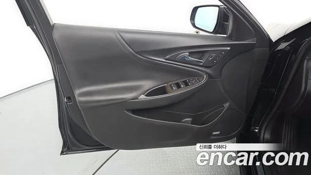 Chevrolet Malibu 2019 thumb 3