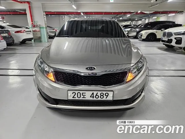 Kia K5 2010 thumb 3