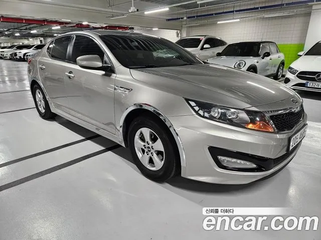 Kia K5 2010 thumb 11