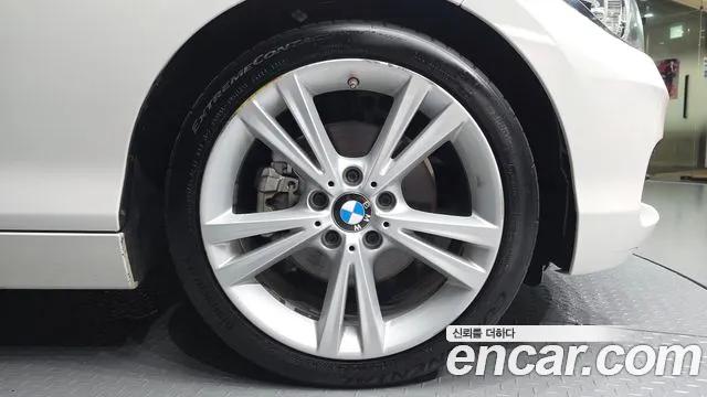BMW 1 серии 2019 thumb 11