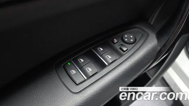 BMW 1 серии 2019 thumb 6