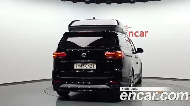 Kia Carnival 2019 thumb 8