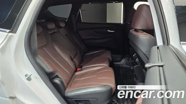 Hyundai Santa Fe 2018 thumb 7