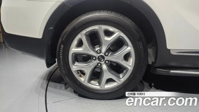 Kia Sorento 2015 thumb 10