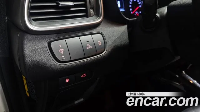 Kia Sorento 2015 thumb 8