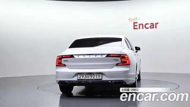 Volvo S90 2019 thumb 2