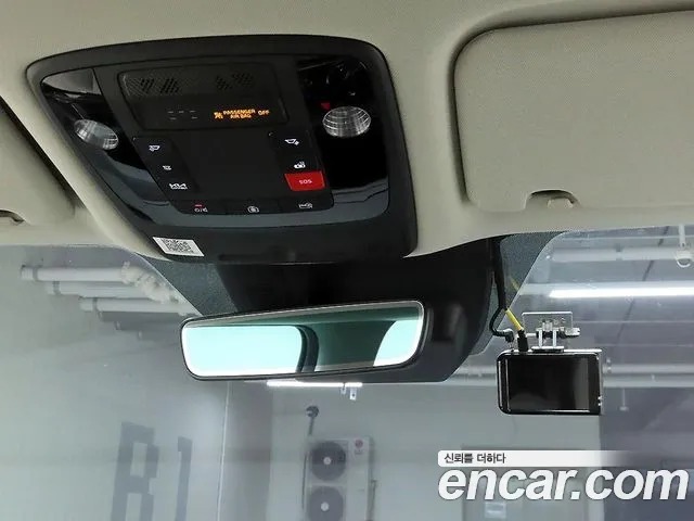 Kia Carnival 2022 thumb 9