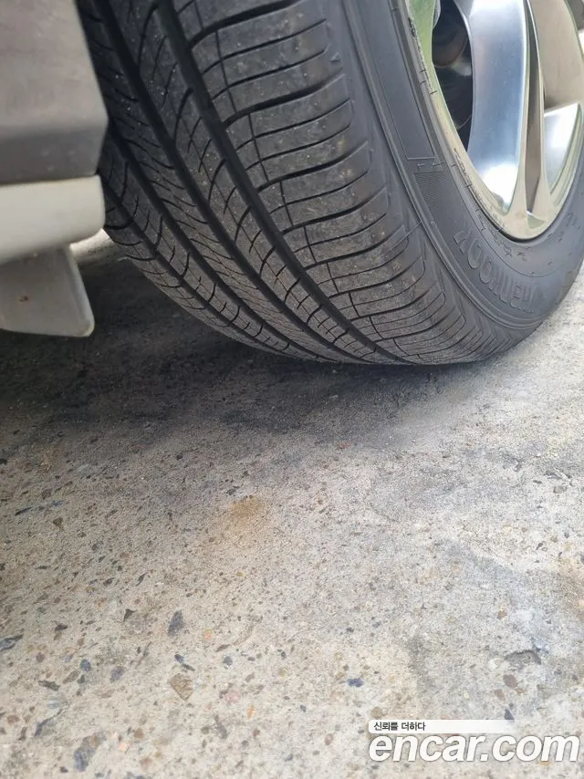 Hyundai Santa Fe 2019 thumb 5