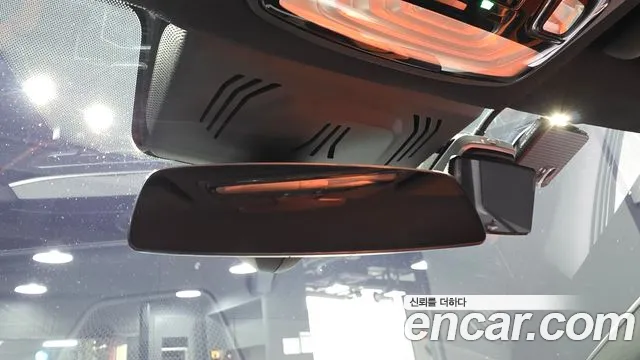 BMW M3 2023 thumb 8