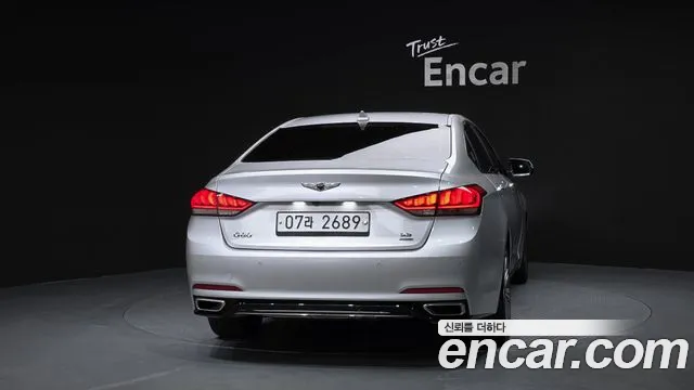 Genesis G80 2019 thumb 2