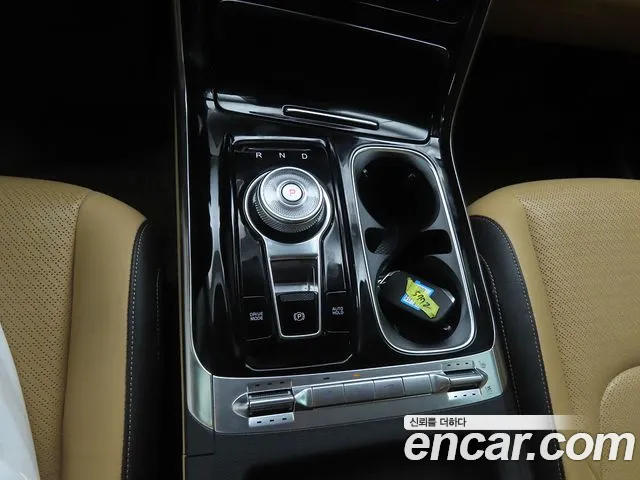 Kia Carnival 2021 thumb 9
