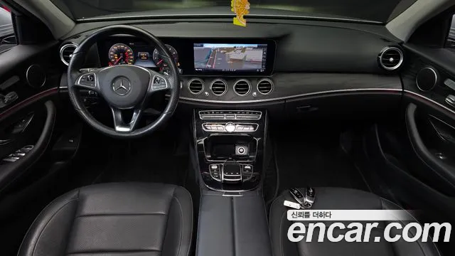 Mercedes-Benz E-Класс 2017 thumb 7