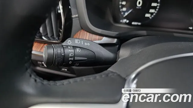 Volvo S60 2022 thumb 8