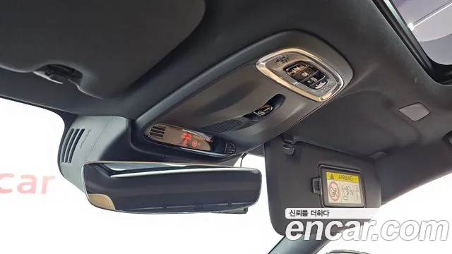 Volvo S60 2022 thumb 2