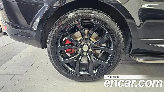 Land Rover Range Rover Sport 2013 thumb 8