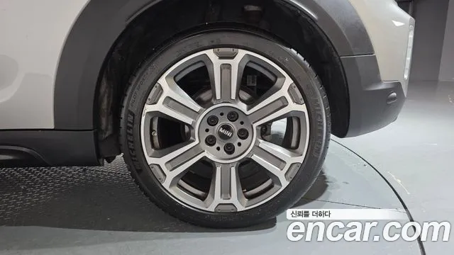 Mini Countryman 2023 thumb 4
