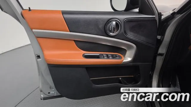 Mini Countryman 2023 thumb 6