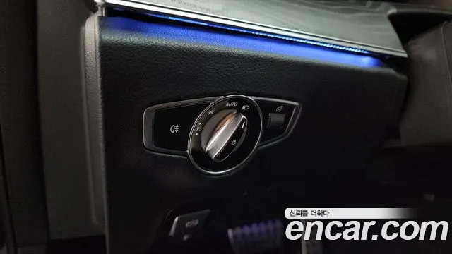 Mercedes-Benz E-Класс 2023 thumb 6
