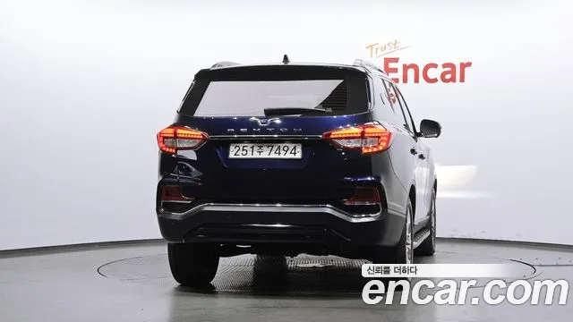 KG_Mobility_Ssangyong Rexton 2018 thumb 6