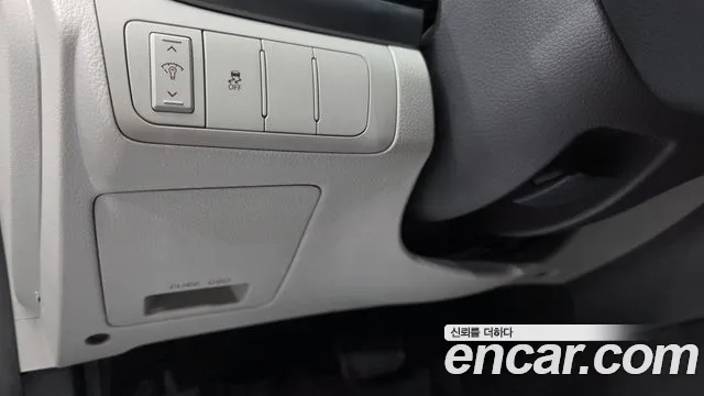 Kia K5 2012 thumb 9