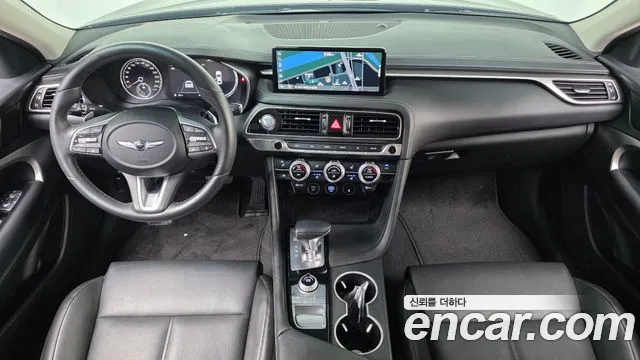 Genesis G70 2020 thumb 10