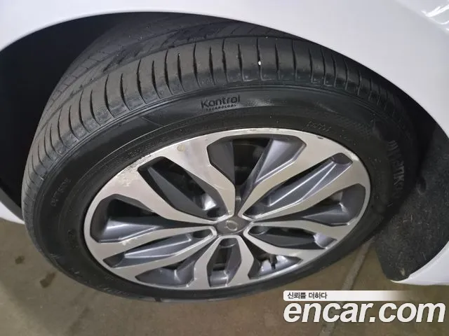 Renault Megane 2016 thumb 11
