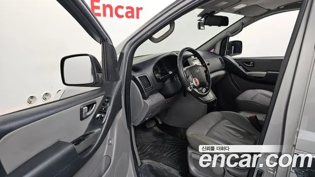 Hyundai Starex 2015 thumb 12