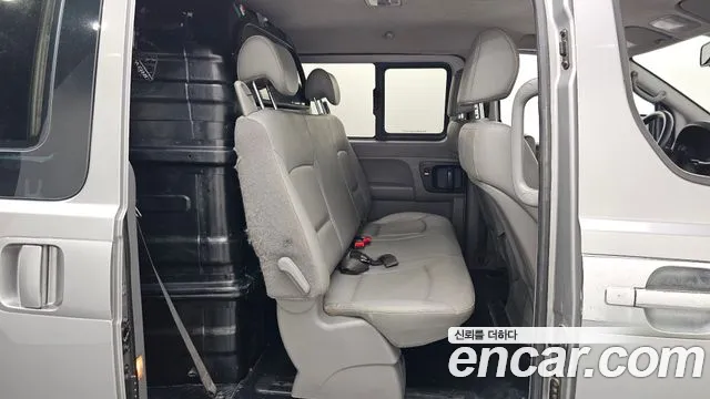 Hyundai Starex 2015 thumb 6