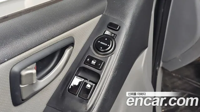 Hyundai Starex 2015 thumb 2