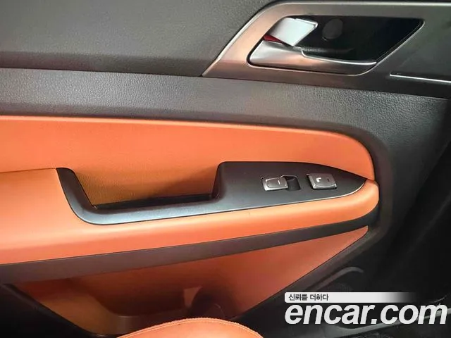 KG_Mobility_Ssangyong Rexton 2022 thumb 3