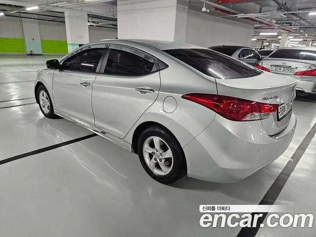 Hyundai Avante 2012 thumb 5