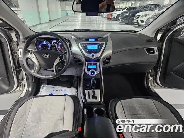 Hyundai Avante 2012 thumb 7