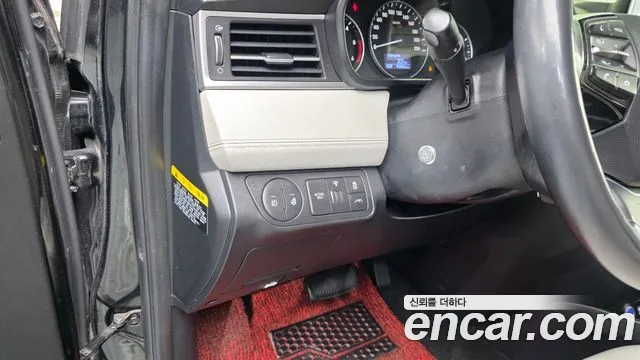 Hyundai Starex 2018 thumb 8