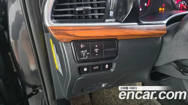 Kia K7 2016 thumb 12