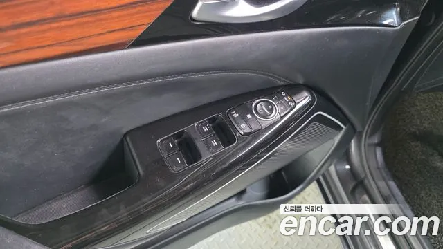Kia K7 2016 thumb 9