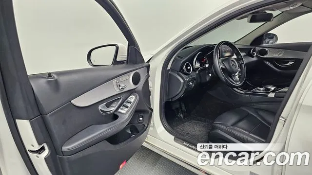 Mercedes-Benz C-Класс 2018 thumb 2