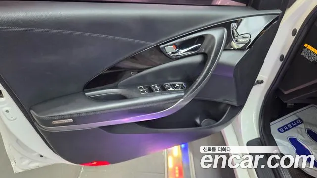 Hyundai Grandeur 2011 thumb 12