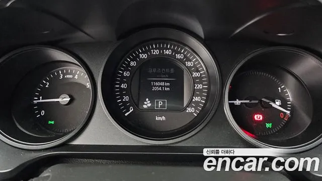 Renault Megane 2016 thumb 6