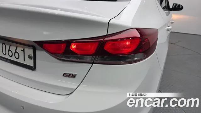 Hyundai Avante 2016 thumb 2