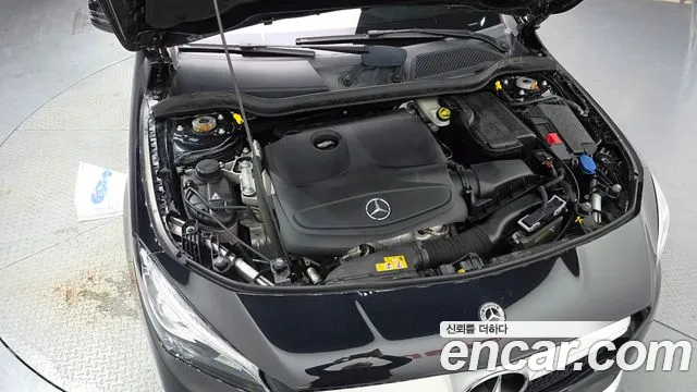 Mercedes-Benz CLA 2018 thumb 4