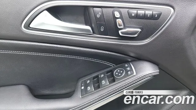Mercedes-Benz CLA 2018 thumb 2