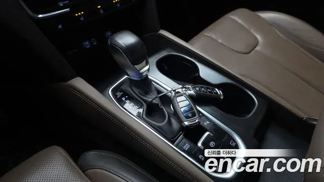 Hyundai Santa Fe 2018 thumb 7