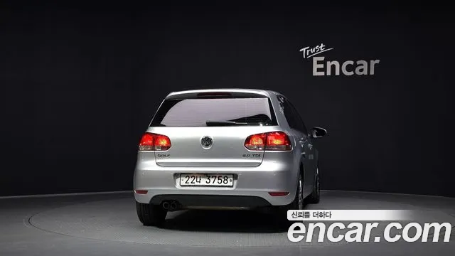 Volkswagen Golf Sportsvan 2011 thumb 2