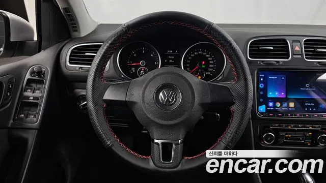 Volkswagen Golf Sportsvan 2011 thumb 11
