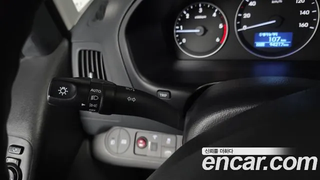 Hyundai Starex 2018 thumb 2