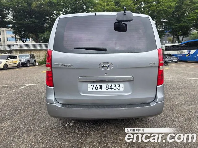 Hyundai Starex 2012 thumb 2