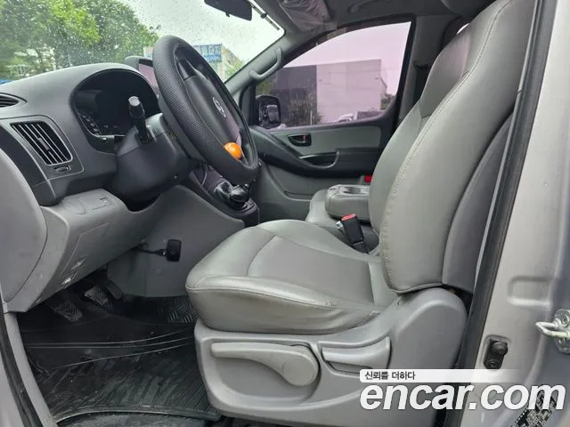 Hyundai Starex 2012 thumb 12