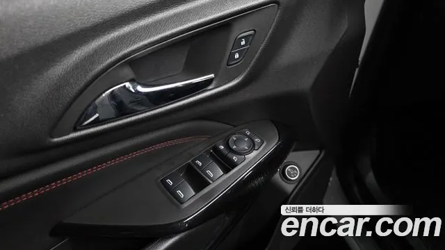 Chevrolet Tracker 2024 thumb 4