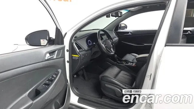 Hyundai Tucson 2017 thumb 10