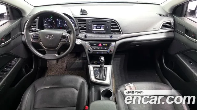 Hyundai Avante 2017 thumb 4